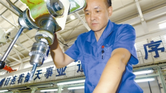 【身邊的大國工匠】為火箭“心臟”做“瓣膜”