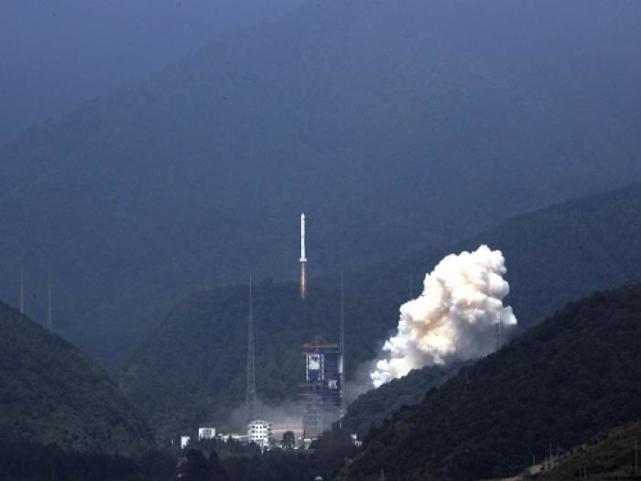 一箭三星發(fā)射成功！中國(guó)火箭王者歸來