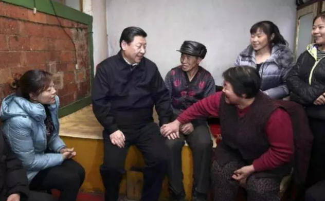 習(xí)近平與中國工人階級(jí)的10段印記，告訴你為什么工人階級(jí)地位不容動(dòng)搖
