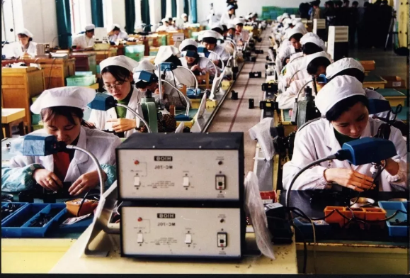 別等到連技術(shù)工人都沒了，再來談什么大國工匠！